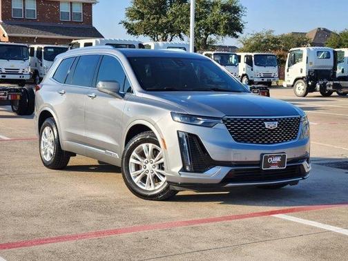 2024 Cadillac XT6 Luxury FWD