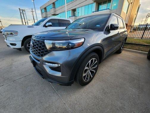 2023 Ford Explorer ST-Line