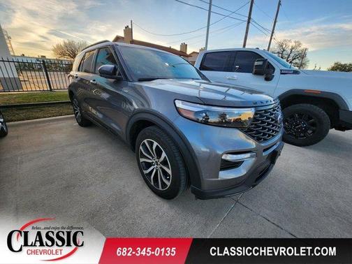 2023 Ford Explorer ST-Line