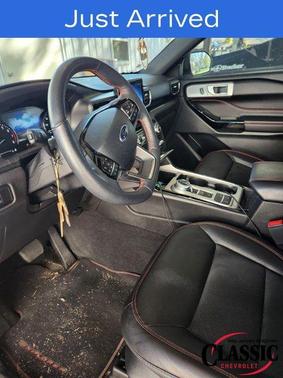 2023 Ford Explorer ST-Line