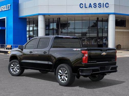 2025 Chevrolet Silverado 1500 Custom