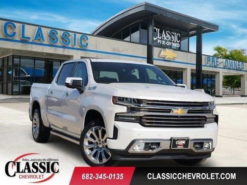 Iridescent Pearl Tricoat 2019 Chevrolet Silverado 1500 High Country