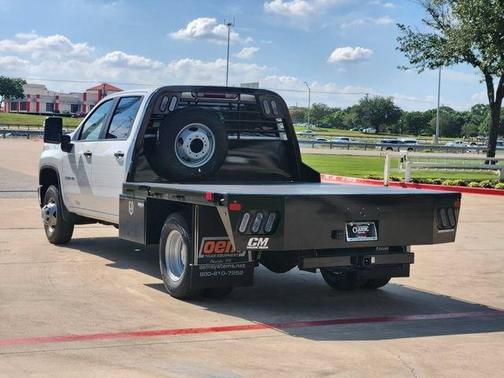 Summit White 2026 Chevrolet Silverado 3500 WT