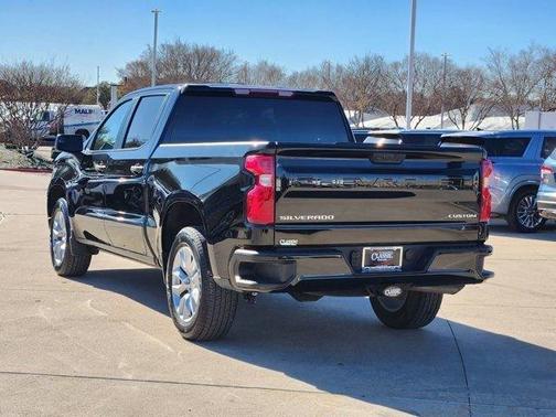 2024 Chevrolet Silverado 1500 Custom
