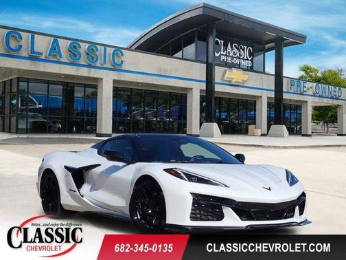 Arctic White 2024 Chevrolet Corvette Z06