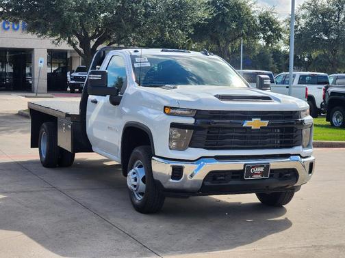 2026 Chevrolet Silverado 3500 WT