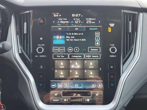 Crystal White Pearl 2025 Subaru Outback Premium