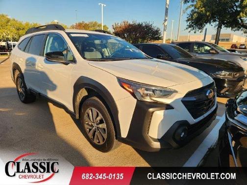 Crystal White Pearl 2025 Subaru Outback Premium
