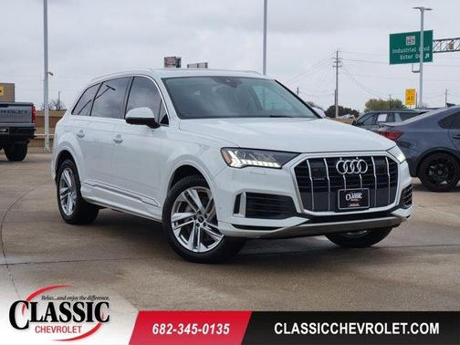 2023 Audi Q7 55 Premium Plus