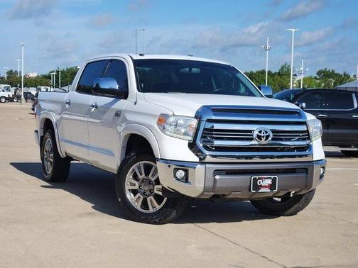 Super White 2017 Toyota Tundra 1794