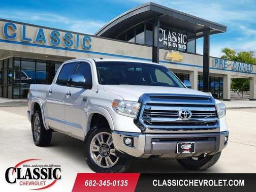 Super White 2017 Toyota Tundra 1794