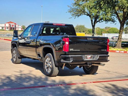 2026 Chevrolet Silverado 2500 Custom