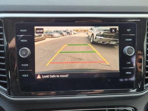 2022 Volkswagen Atlas 3.6L SE w/Technology