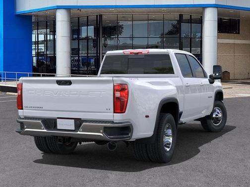 2025 Chevrolet Silverado 3500 LT