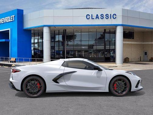 White 2026 Chevrolet Corvette Stingray w/2LT