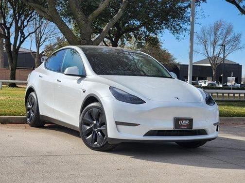 2025 Tesla Model Y Long Range