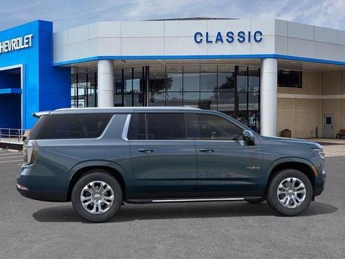 Lakeshore Blue Metallic 2026 Chevrolet Suburban LT