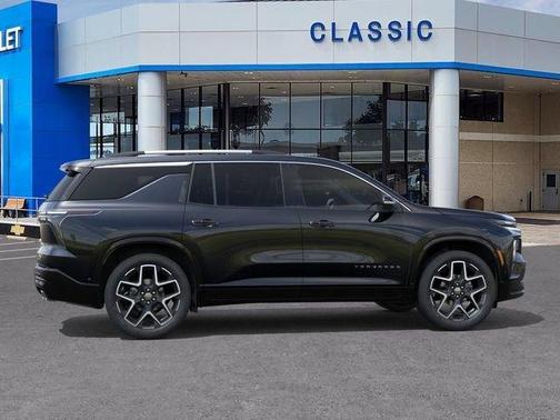 Mosaic Black Metallic 2026 Chevrolet Traverse High Country