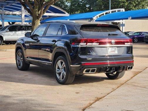 2024 Volkswagen Atlas Cross Sport 2.0T SEL R-Line