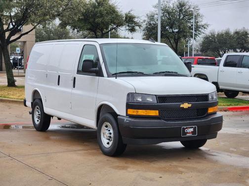 2025 Chevrolet Express 2500 Work Van