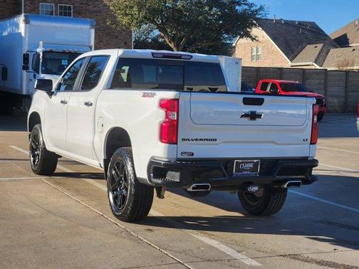 2025 Chevrolet Silverado 1500 LT Trail Boss