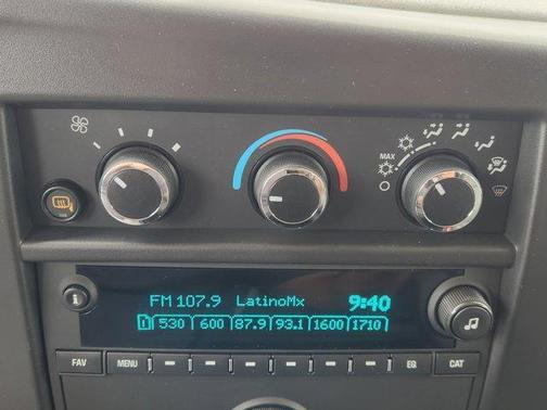 2025 Chevrolet Express 3500 LS