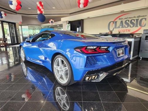 2023 Chevrolet Corvette Stingray w/2LT