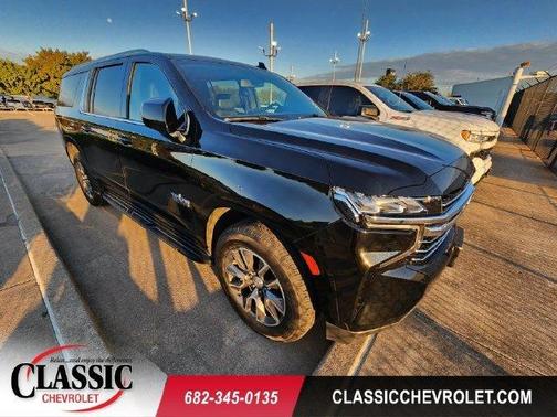 Black 2022 Chevrolet Suburban LT