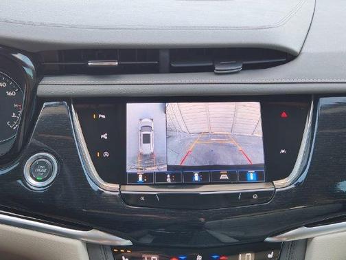 Stellar Black Metallic 2025 Cadillac XT6 Premium Luxury FWD