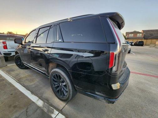 2024 Cadillac Escalade Sport