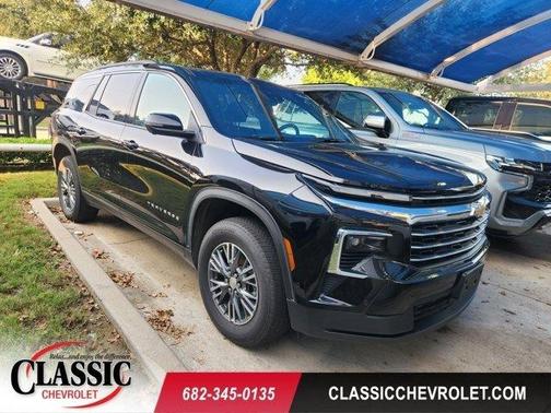 2024 Chevrolet Traverse LT