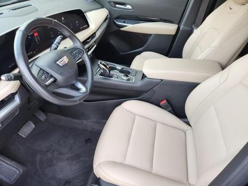 2024 Cadillac XT4 Luxury