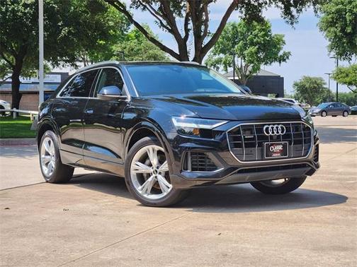 Mythos Black Metallic 2022 Audi Q8 55 Premium Plus