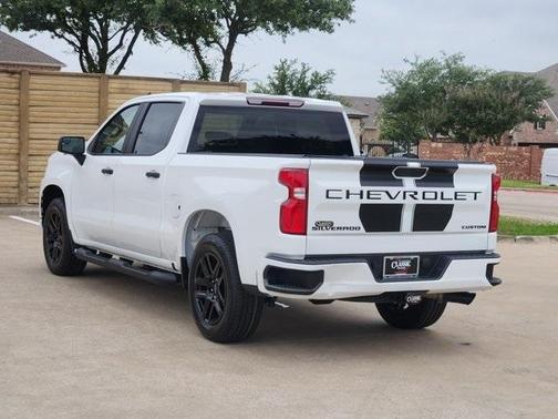 2021 Chevrolet Silverado 1500 Custom
