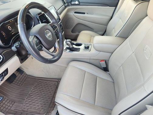 2020 Jeep Grand Cherokee Overland