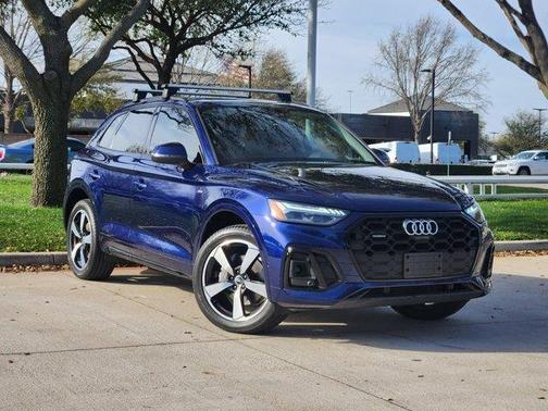 2022 Audi Q5 45 S line Prestige