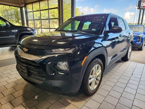 Mosaic Black Metallic 2021 Chevrolet Trailblazer LS