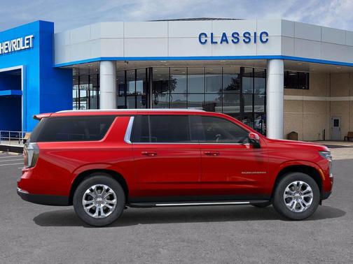 2026 Chevrolet Suburban LT