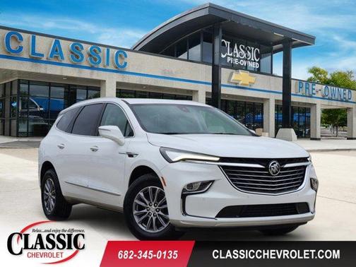 2024 Buick Enclave Essence