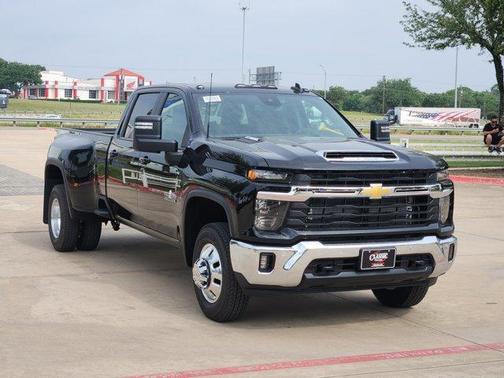 2025 Chevrolet Silverado 3500 LT