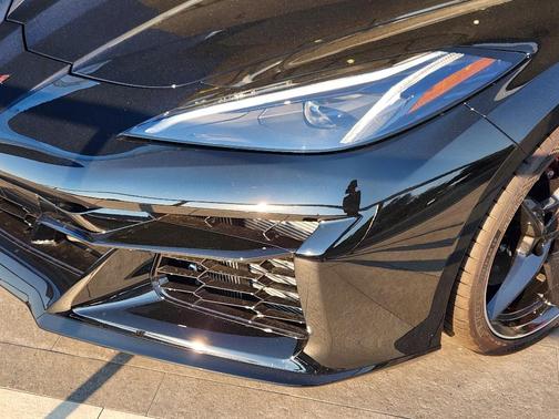 2025 Chevrolet Corvette E-Ray