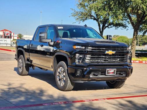 2026 Chevrolet Silverado 2500 Custom