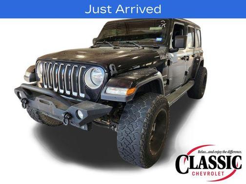 Black Clearcoat 2020 Jeep Wrangler Unlimited Sahara