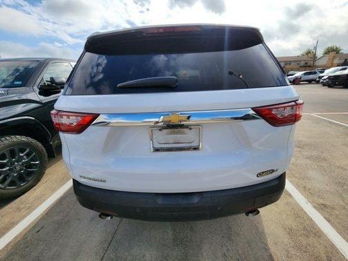 Summit White 2020 Chevrolet Traverse LT Leather