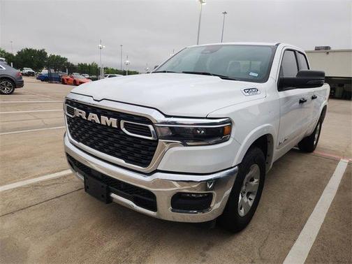 Bright White Clearcoat 2025 RAM 1500 Big Horn/Lone Star