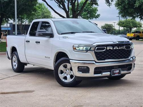 Bright White Clearcoat 2025 RAM 1500 Big Horn/Lone Star