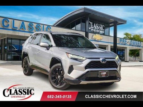 2022 Toyota RAV4 Hybrid SE