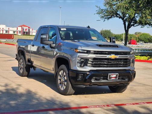 2026 Chevrolet Silverado 2500 Custom