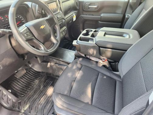 2025 Chevrolet Silverado 2500 WT