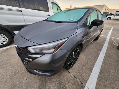 2024 Nissan Versa 1.6 SR